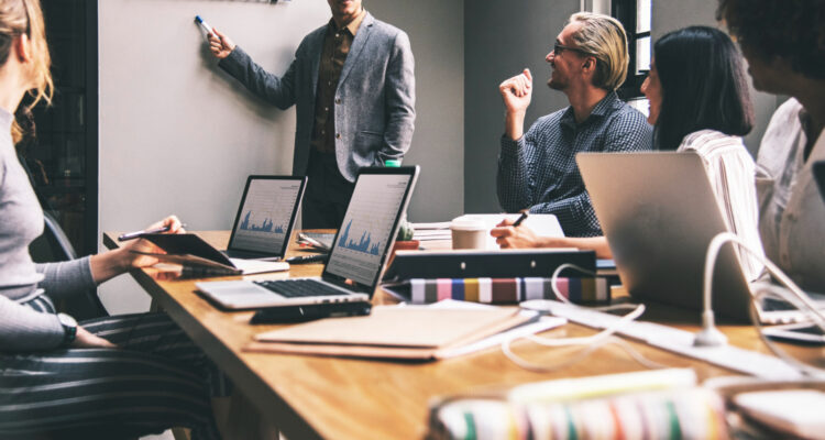 OpenCart – co to jest i jak działa? Kompletny przewodnik po sklepie OpenCart