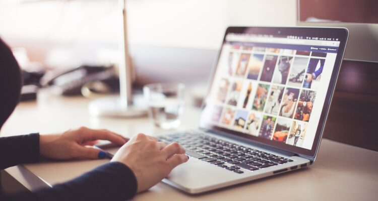 Co to jest Adobe Stock?