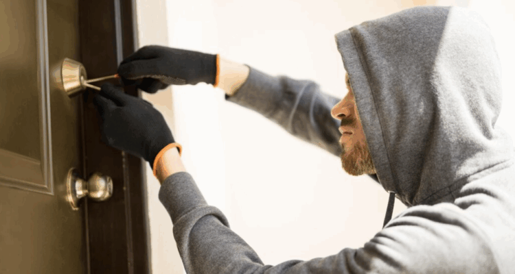 wlamanie-na-strone-internetowa